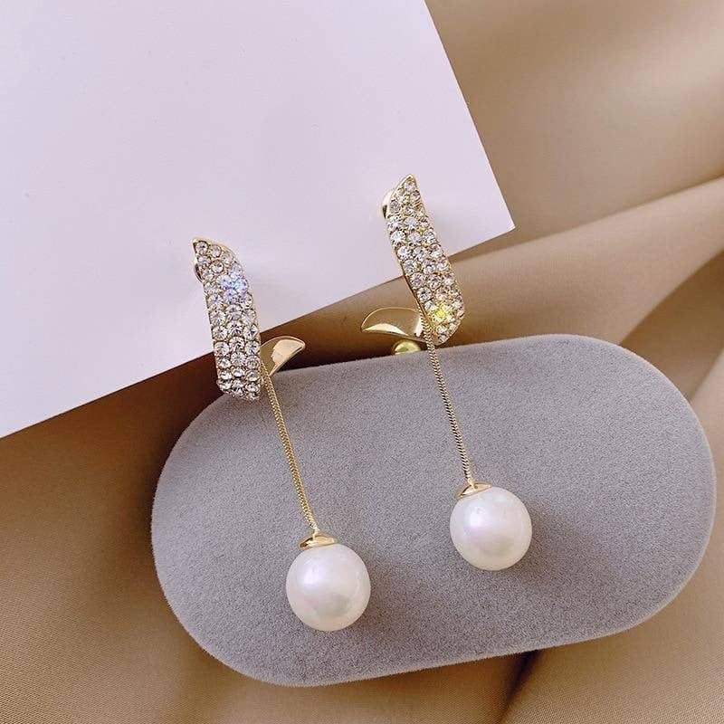 Alessandra Pearl Earrings