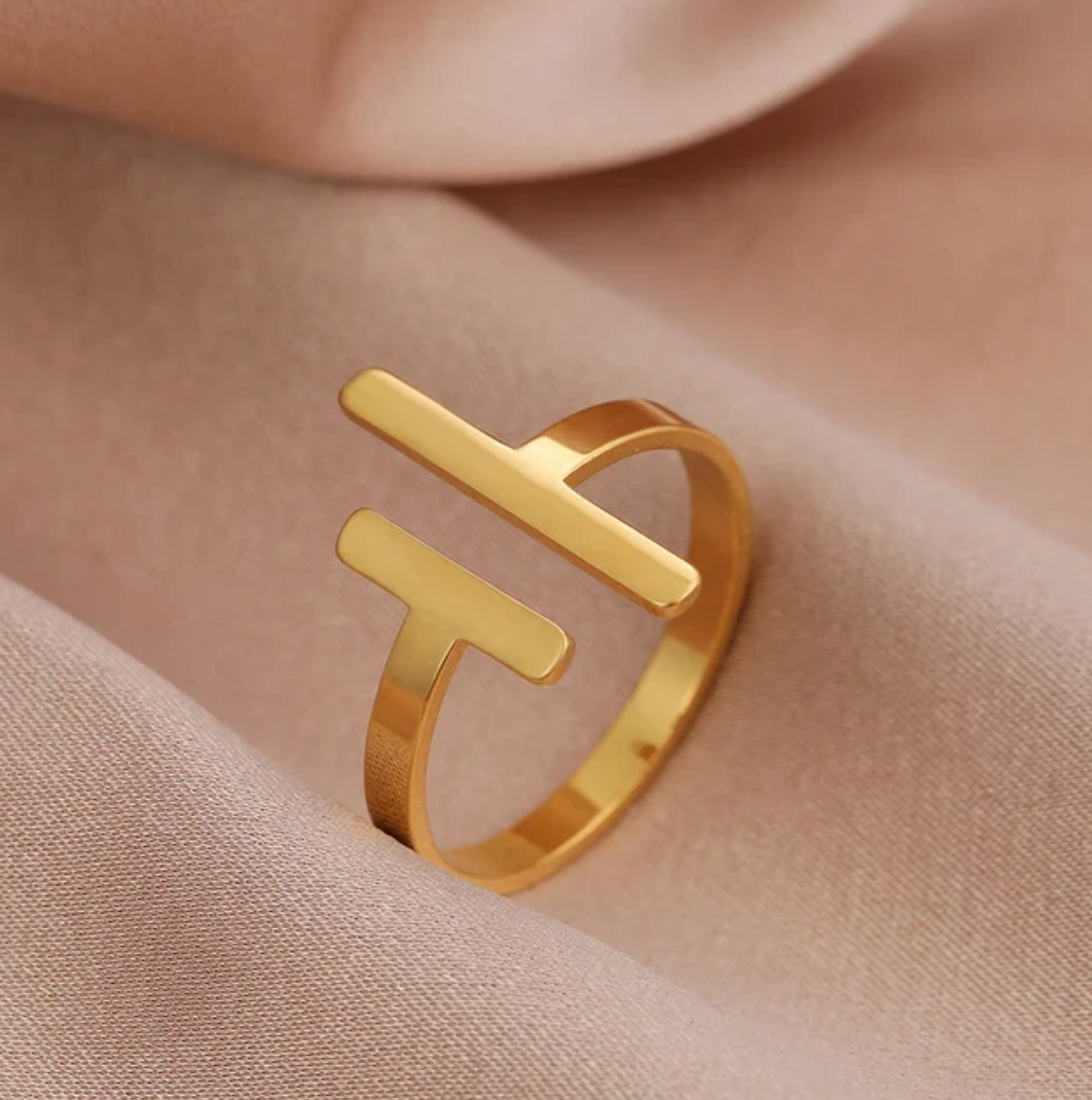Elegant 18K Gold Plated Ring