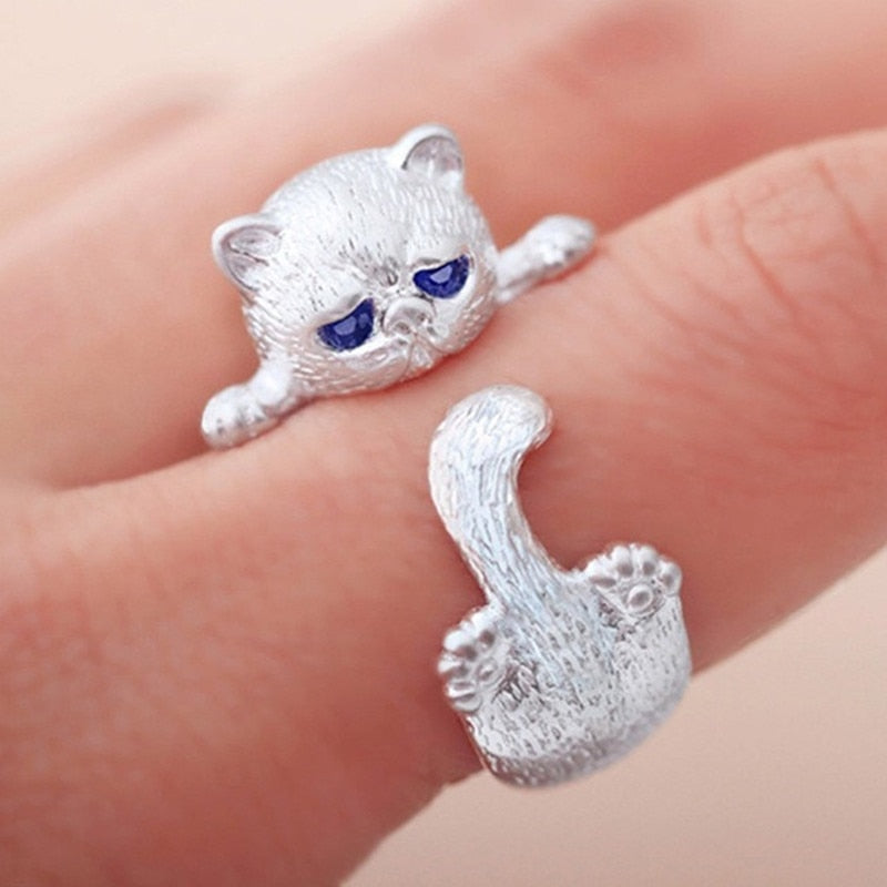 Handmade 925 Silver Ring with Cat and Blue Zirconia Oxide