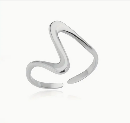 Wave Design 18K Gold Ring