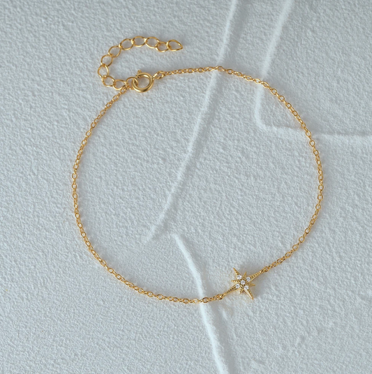 Thin 18K Gold Plated Bracelet with Small North Star