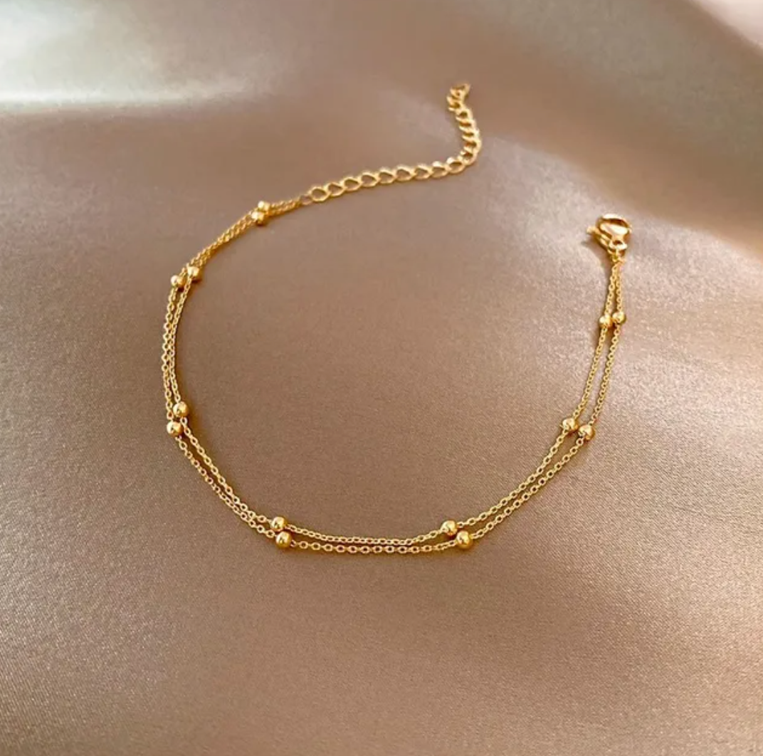 Beautiful Double 18K Gold Bracelet with Pearls