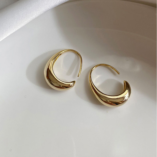 Shiny 18K Gold Modernist Earrings