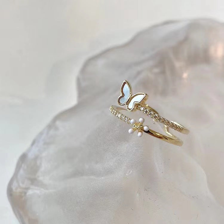 Twin Rings with Elegant Flutter Design