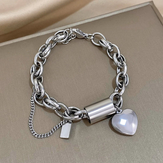 Heartened Chunky Bracelet | White Gold
