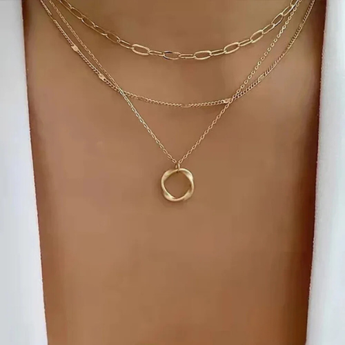 Carmen - Vintage Necklace with Chain and Gold Plated Pendant