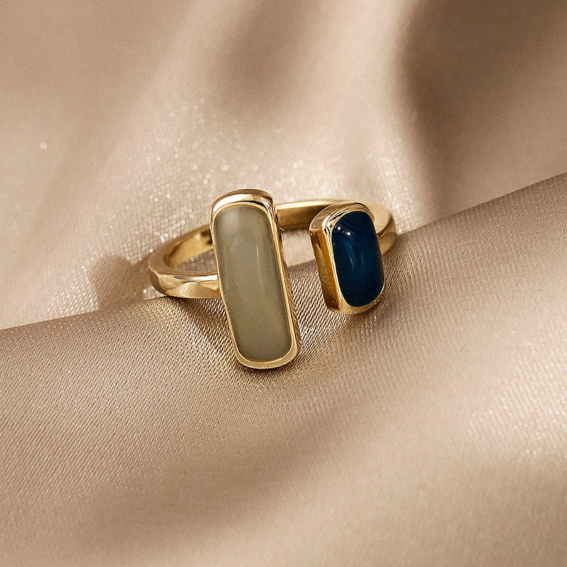 Vintage Gold Ring with Blue Opal
